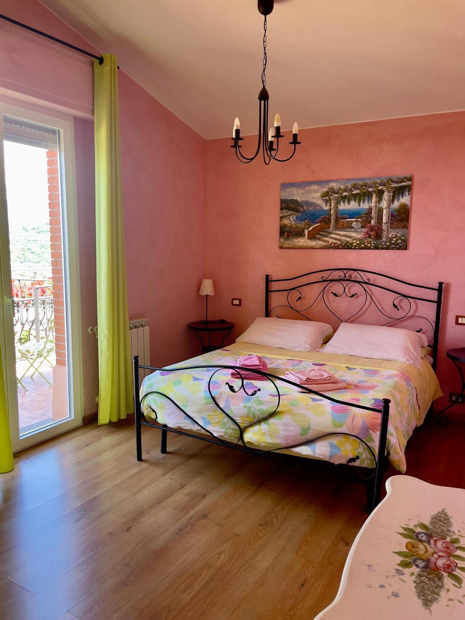 Villa Gaia - Luxury Villa, Pool & Wellness Rooms 보르디게라 외부 사진