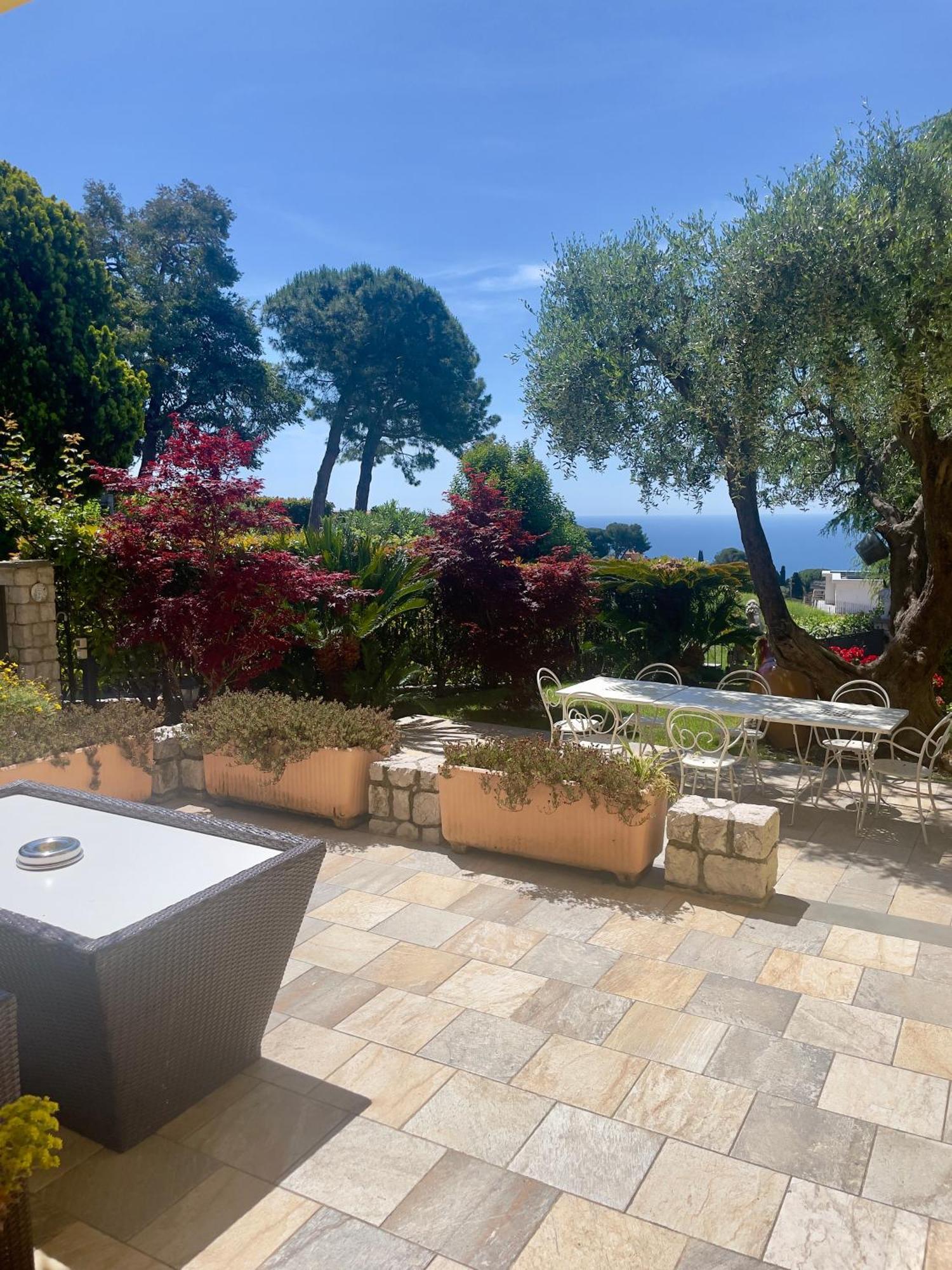 Villa Gaia - Luxury Villa, Pool & Wellness Rooms 보르디게라 외부 사진